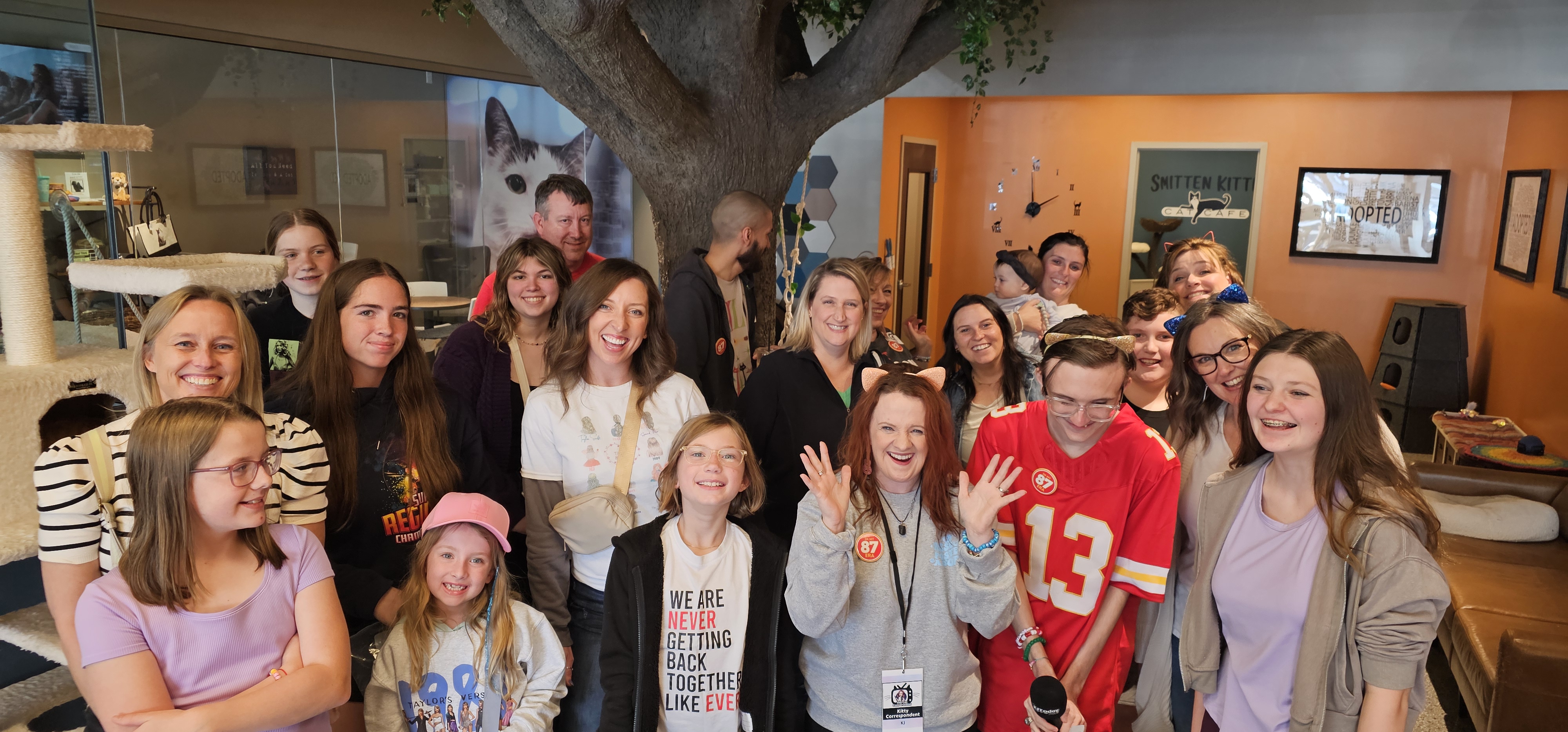 Big happy group at PurrCon